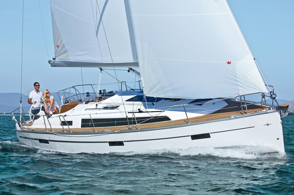 bavaria 37 cruiser -1.jpg