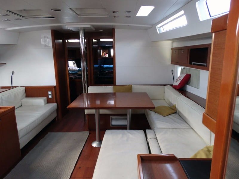 oceanis 55 14-min.jpg
