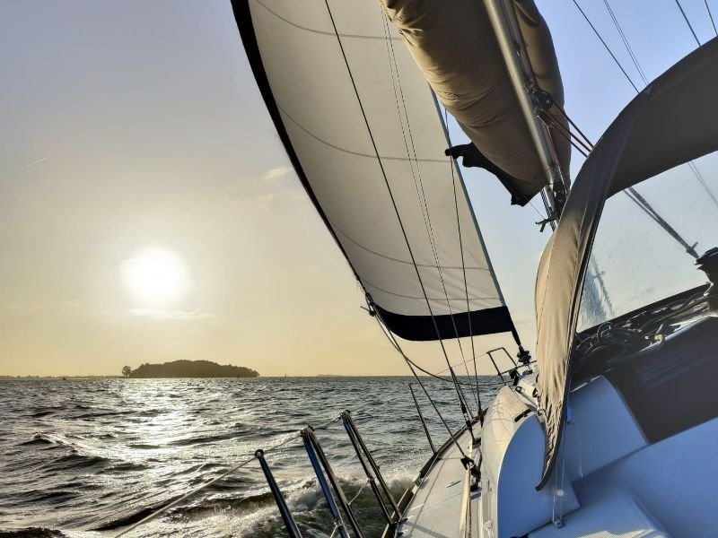 zeilcursus-cwo-jachtzeilen-nederland-01.jpg