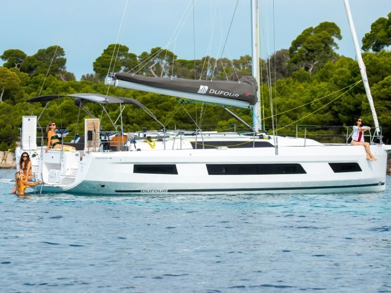 dufour 44 02.jpg