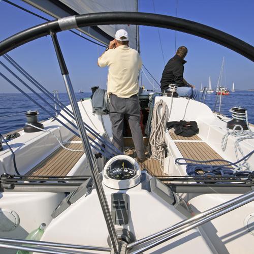 zeilen ijsselmeer regatta wachten op het startschot